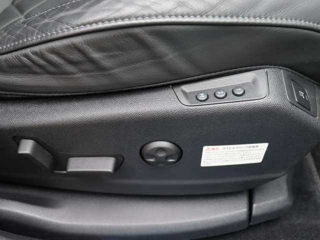 弊社選りすぐりの在庫車両を存分に較べて頂く為、試乗予約も随時受け付けております。お気軽にお問い合わせください。