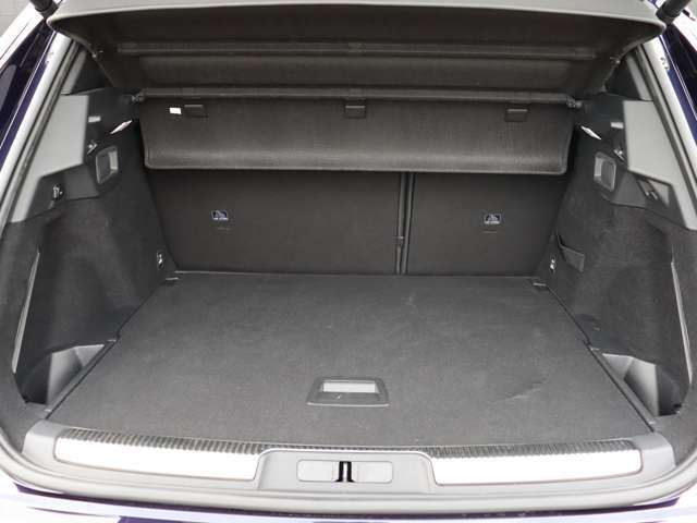 LIBERALA仙台港店へのお問い合わせお待ちしております。liberala_sendaikou@sales.glv.co.jp