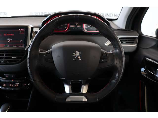 ワンオーナー・ガラスルーフ・オフロードモード・衝突軽減ブレーキ・クルコン・Bluetooth・ミラーリンク・ラジオ・USB・オートライト・キーレス・ETC・R17AW・ルーフレール