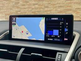 【純正メーカーナビ】装備でフルセグTV視聴やBluetooth等充実装備。