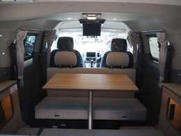 乗車定員5名　就寝大人2名目安です☆