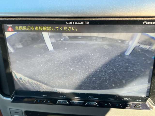 バック駐車時に大変便利なバックカメラ付きです！