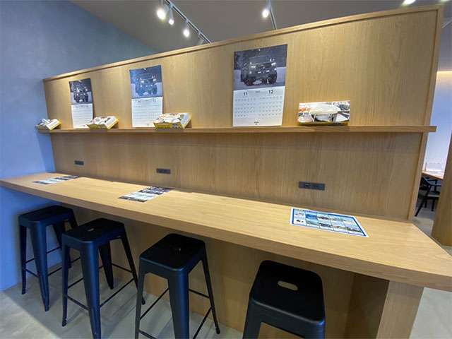ハイエース調布店0424-40-1191までお問合せ下さい。
