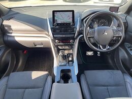 グループ総在庫数約30，000台！！全国の系列店からメーカー・車種問わずご紹介出来るので、あなたにピッタリのお車が見つかるはずです♪まずはお問い合わせ下さい☆