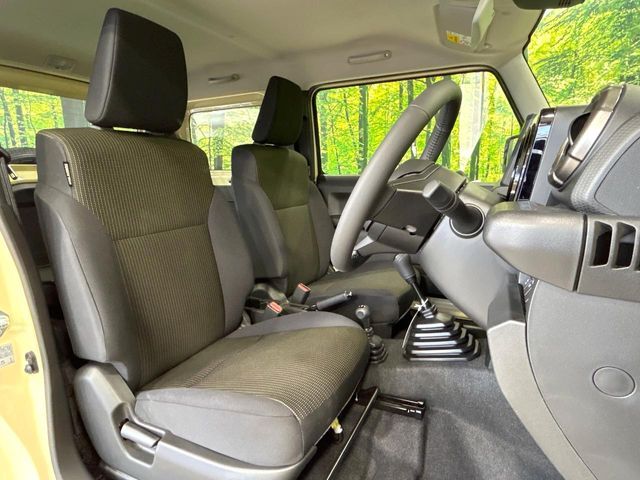 もちろん車内はキレイです♪よりクリーンな状態をキープしたいお客様には『ナノゾーンコート』がおすすめ！新型コロナウイルス対策や、除菌・消臭に効果を発揮し多くの方にご好評いただいております。