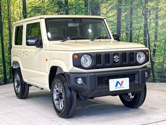 大好評のボディコーティング「弾スプラッシュコート」もご納車までに施工可能。通常のガラスコートと異なる、耐久年数6年の無機質ガラスコーティングが、ボディをキレイな状態に保ってくれます。