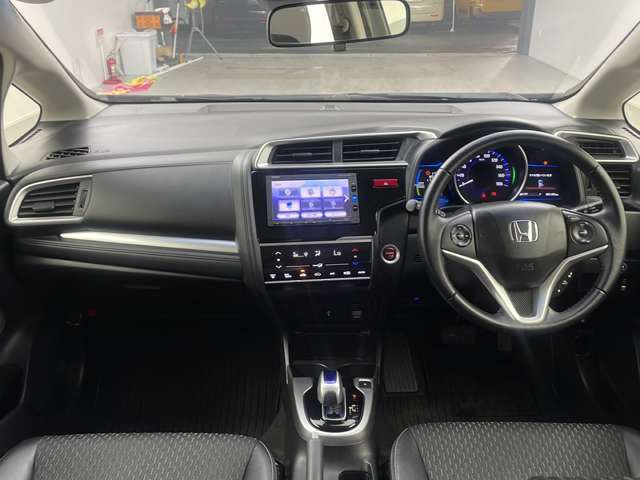 【インパネ全体】『インパネ全体』の画像になります。写真の内容に関してご不明点、ご質問等がございましたらお気軽にガリバー店舗までお問い合わせください。