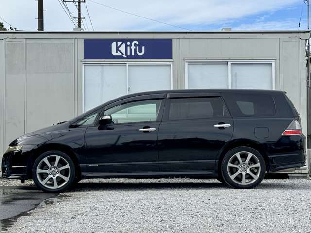 【ウィンカーミラー】他車または歩行者から見えやすい位置に配置されております。