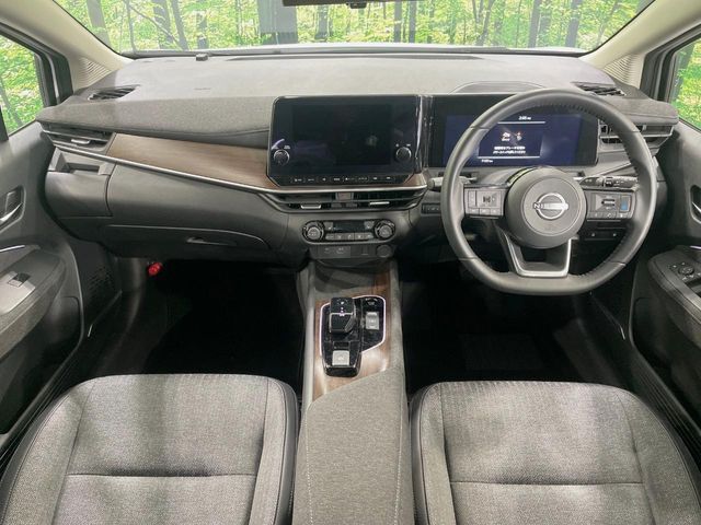 グループ総在庫数約30，000台！！全国の系列店からメーカー・車種問わずご紹介出来るので、あなたにピッタリのお車が見つかるはずです♪まずはお問い合わせ下さい☆