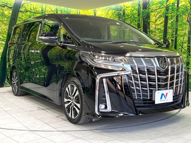 大好評のボディコーティング「弾スプラッシュコート」もご納車までに施工可能。通常のガラスコートと異なる、耐久年数6年の無機質ガラスコーティングが、ボディをキレイな状態に保ってくれます。