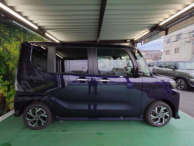 ■親切・丁寧な接客をお約束■　初めてお車のご購入を検討されている方や、お車についてあまり詳しくない方にも分かりやすい接客を心掛けております。女性営業スタッフも在籍！購入に不安がある女性の方もぜひ♪
