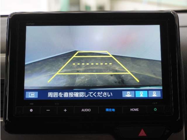 ◆バックカメラ◆リバースにするだけで映ります、後方の安全確認や、狭い駐車場での車庫入れ、雨の日や夜間など視界の悪い時に便利です！安全にバックする為には欠かせない装備です。