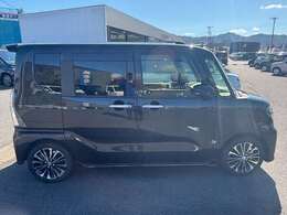 納車整備で安心安全なカーライフスタート！試乗テスト後、点検を実施。更に必要な部品交換を行い、お車を良い状態でご納車いたします。