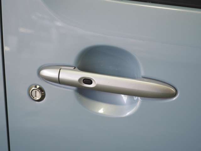 ☆仕入先が不明なお車は取り扱いません！全車修復歴なし！走行管理システムにてチェック済！！