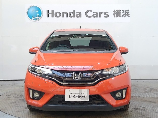 Honda認定中古車はU-Select保証1年付きで、有料で最長5年まで延長可能です。またU-Select　Premium保証の中古車は無料保証2年付きで、有料で最長5年まで延長可能です。