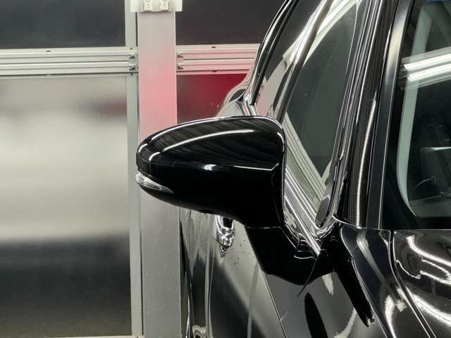 営業時間　10時～19時　定休日は第一月曜日、毎週火曜日となっております。