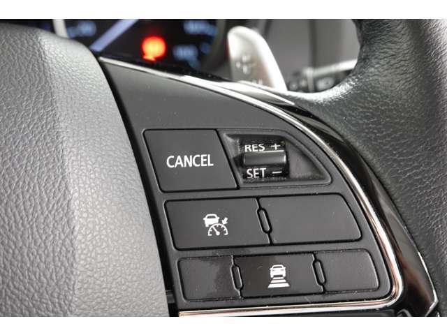 先行車に追従機能付き　レーダークルーズコントロール