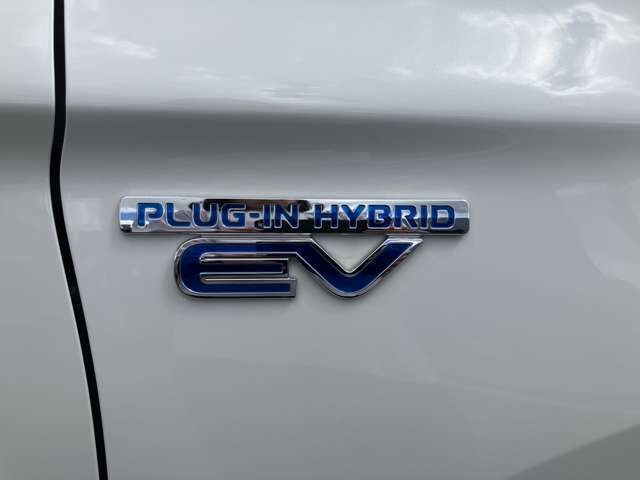 楽しいカーライフを送る為のお力添えをさせて頂けたら光栄にございます。