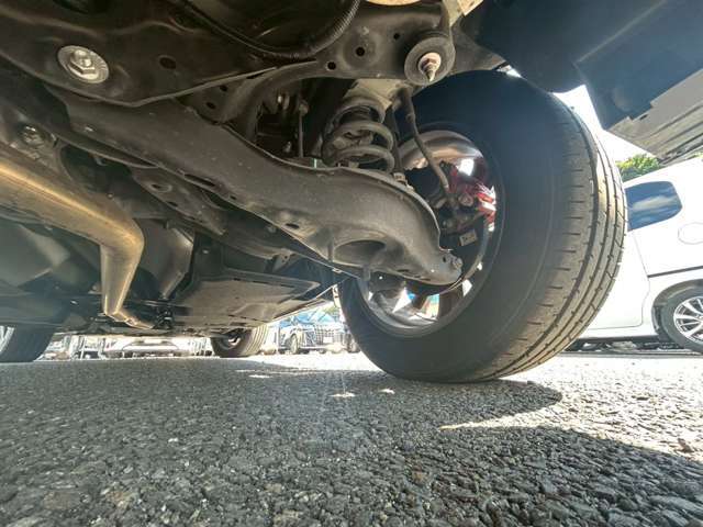 当社で整備の車両には4ヶ月の消耗品も含む無料保証付き☆オプションで1年または2年の延長の保証（更新可能）もご用意☆遠方のお客様でも安心♪お近くのディーラーさんにて保証修理をお受け出来ます☆