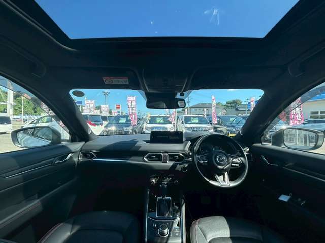 【関東・関西仕入メイン】低走行車がズラリ展示☆【他店舗よりお取り寄せの陸送費無料】【全車試乗可能】【敷地内に東北陸運局認証工場併設！】各種オートローン、任意保険取扱代理店、ナビ等電装品やタイヤなども♪