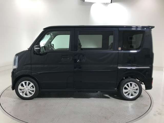 【軽の森なかもず店】に掲載されていないお車でも、ご希望の車種やお好みの色・グレードを仰って頂いたらお取り寄せも可能です！　お気軽にご相談下さいませ★