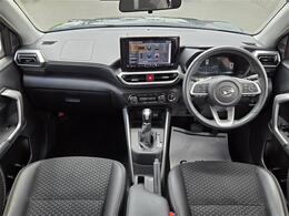 【インパネ全体】全方位で視界が広く、高い目線で運転もしやすいです！