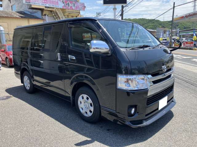 日本全国への納車も経験豊富な私たちにお任せ下さい！株ゼロと提携ネットワークと併せ、自社ローダーでの納車などもご自宅、またはご指定場所までOK！＊引取りにご来店の際は、車検証登録済みでお渡しとなります。