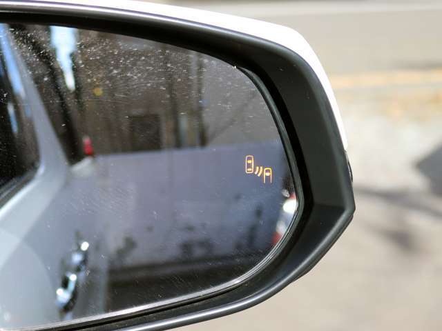 カーセブンだからできるお得なダイレクト販売の仕組み！お客様により多くの「おトク」を還元します！