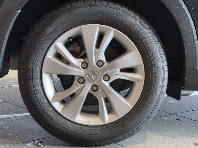 こちらのお車には【純正16インチアルミホイール】を装着しております◎