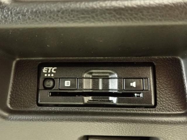 高速道路を利用した遠出もお任せ！ETC車載器が装着されています！ETCカードをお持ちでない方は当店でもお作りすることができます。