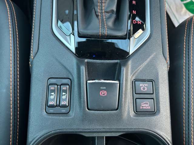 純正ナビ　FSBカメラ　革シート　シートヒーター　ETC ドラレコ