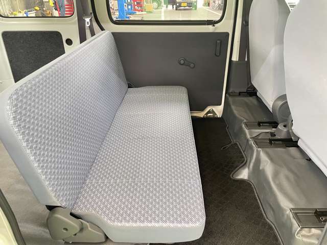 ■自社整備工場完備■　納車時に記録簿を基に交換部品や整備内容を説明いたします。納車後のアフターフォローも敏速・丁寧に対応させていただきます。土日祝も対応可です。