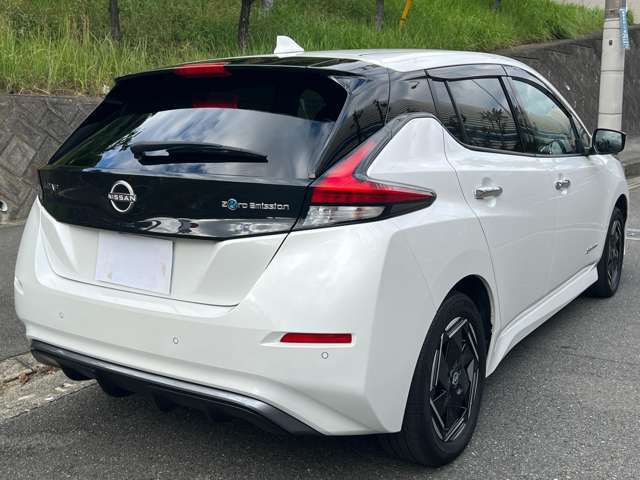 禁煙ワンオーナーで内装外装の状態は大変きれいです・プロパイロット＋BSW（後側方車両検知警報）＋インテリジェント　BSI（後側方衝突防止支援システム）