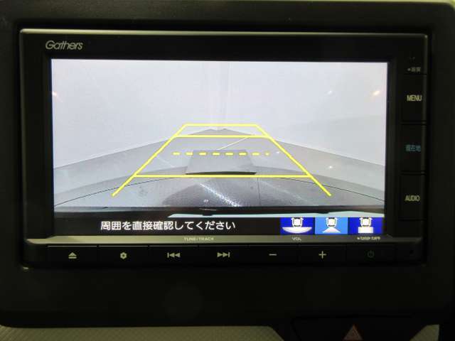 バックカメラも搭載しているので、駐車も安心です♪