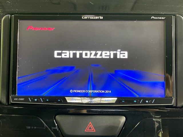 【ナビゲーション】目的地までしっかり案内してくれる使いやすいナビ。Bluetooth接続すればお持ちのスマホやMP3プレイヤーの音楽を再生可能！毎日の運転がさらに楽しくなります！！