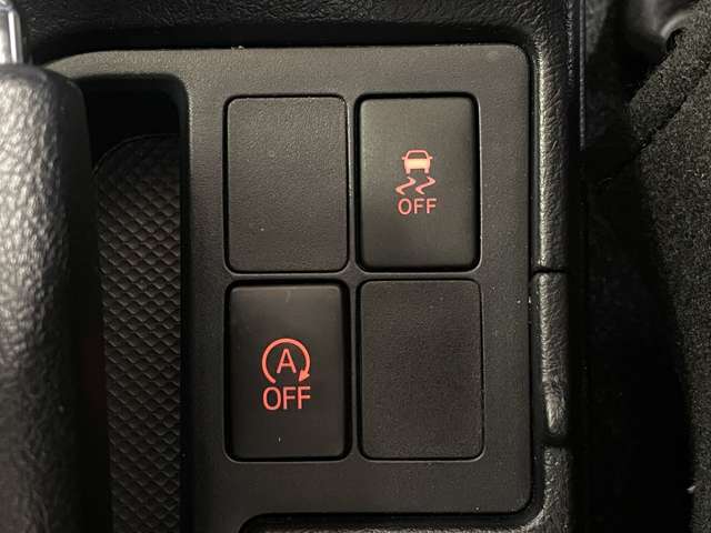 お車の機能や安全装備に関して気になる方は、ぜひ一度ご来店ください！その場でスタッフがご説明可能です！