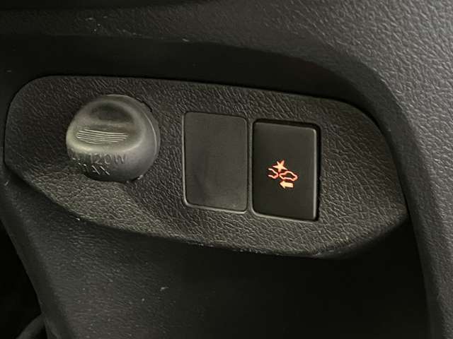 お車の機能や安全装備に関して気になる方は、ぜひ一度ご来店ください！その場でスタッフがご説明可能です！