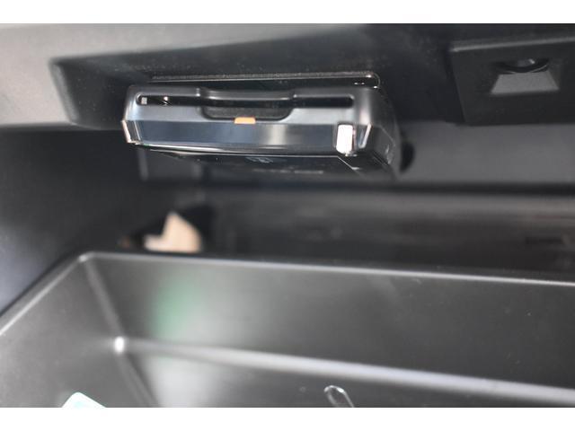 ETCは助手席前グローブBOX内に装備されています