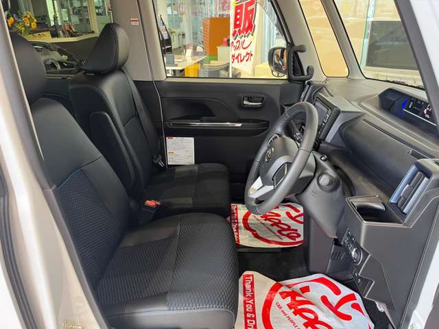 運転者にとっては日々使用することとなる運転席です。運転席が快適だと運転に集中することができますね。