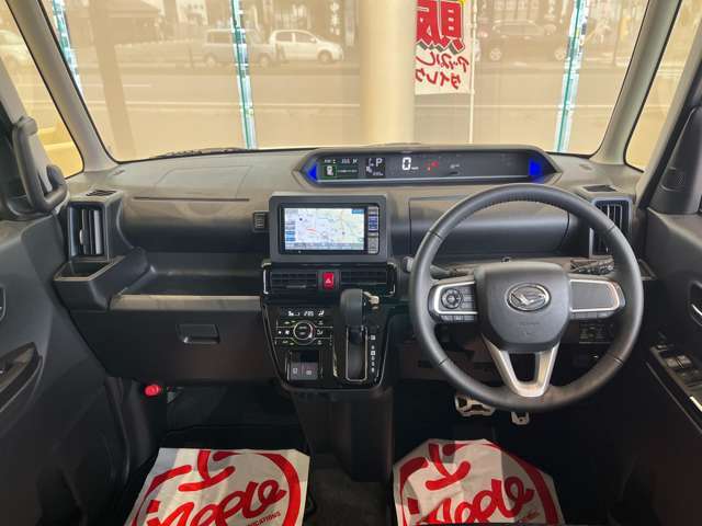 アップル弘前店では県外より随時良質な車輌をお取り寄せしております。