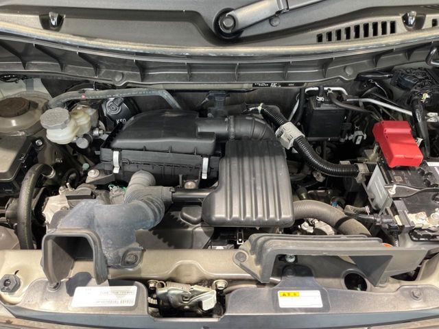 親切・丁寧な専門メカニックスタッフが応対！・車検・点検整備・事故等の修理などアフターサービスも安心。お車のカスタマイズもネクステージのサービススタッフまでご相談ください！