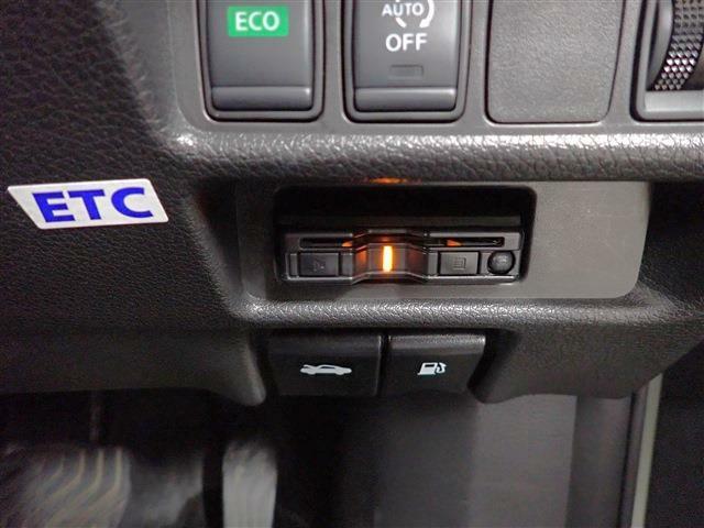 【4WD・プロパイロット・エマージェンシーブレーキ・障害物センサー・アラウンドビューモニター・パワーゲート・前席パワーシート・全席シートヒーター・LED・純正AW】Aftermarketナビ・Bluetooth・ETC・デジタルミラー