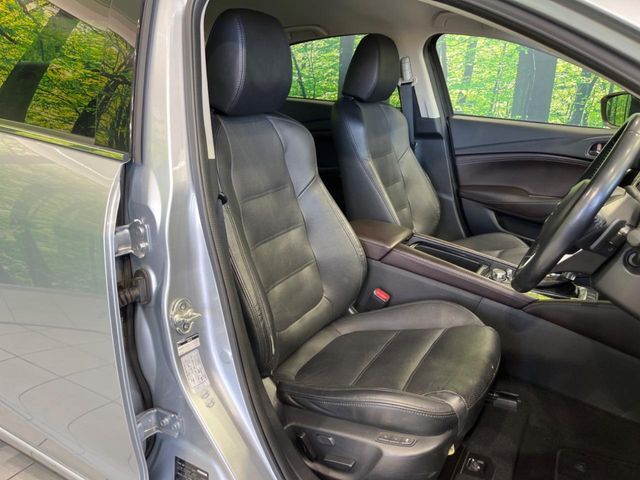 【パワーシート】スイッチ一つで簡単にシートの微調整が可能！電動だから力もいりません！快適なシートポジションにセットして、快適なドライブをお楽しみください。