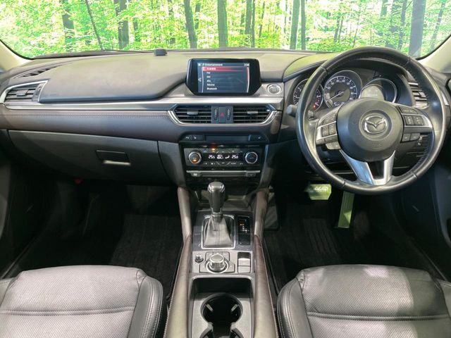 グループ総在庫数約30，000台！！全国の系列店からメーカー・車種問わずご紹介出来るので、あなたにピッタリのお車が見つかるはずです♪まずはお問い合わせ下さい☆