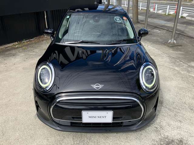 MINI正規ディーラー取り扱い　MINI認定中古車　MINI　NEXT甲府　お車の詳細や展示状況は055-236-3252もしくはフリーダイヤル0078-6002-322544までお気軽にお問合せ下さい。http://www.kofu.mini.jp/dealer/kofu/
