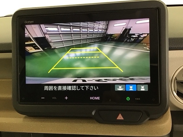 バックモニター付きで車庫入れも安心【カメラアングルは3パターンから選べます】知らない道でも安心して楽しくお出かけができます