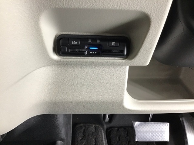 ETC付いてます。ETCが使用可能な道路通行料はキャッシュレスでスマートに走行できます。再セットアップして納車致します