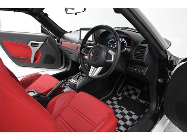インストルメントパネルです。（※運転席側から撮影）