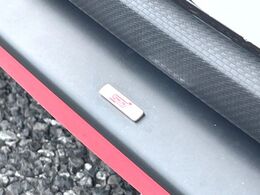 【STIエアロ】人気のSTIエアロを装備！クルマの外観がよりスタイリッシュになり、街中で存在感あふれる1台に♪将来買い替える時にもリセールに影響しやすく、価値ある人気の装備です！