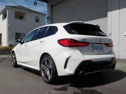 在庫にないお車は、予約注文を随時受け付けております。ご希望の車種やご予算などをお伺いして納得いくお車をご提案させて戴きます(^ ^)